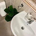 Tina - Old Town, Ac, Free Private Parking Apartman