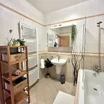 Tina - Old Town, Ac, Free Private Parking Apartman *