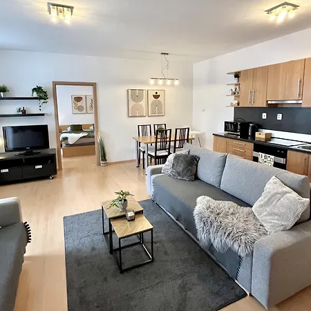 Tina - Old Town, Ac, Free Private Parking * Bratislava